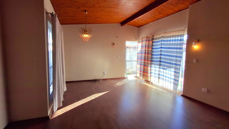 4 Bedroom Property for Sale in Sasolburg Ext 4 Free State